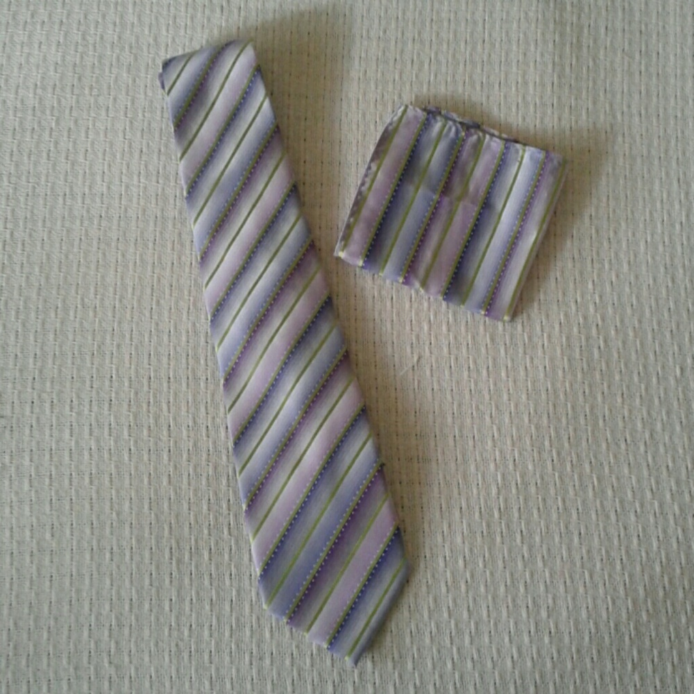 Brand Q Tie